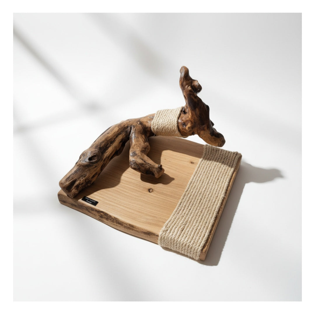 Radice Selvatica — Tiragraffi Artigianale in Driftwood